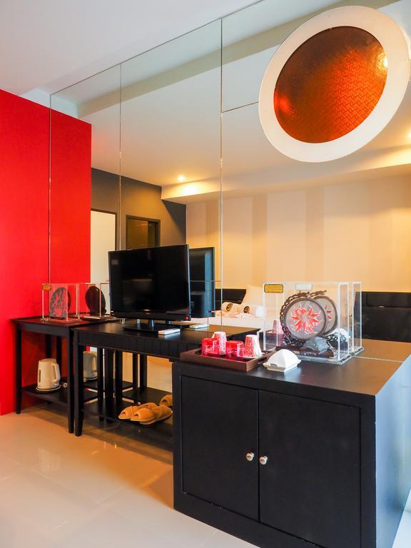 De Ja Moon Hostel Чиангмай Экстерьер фото