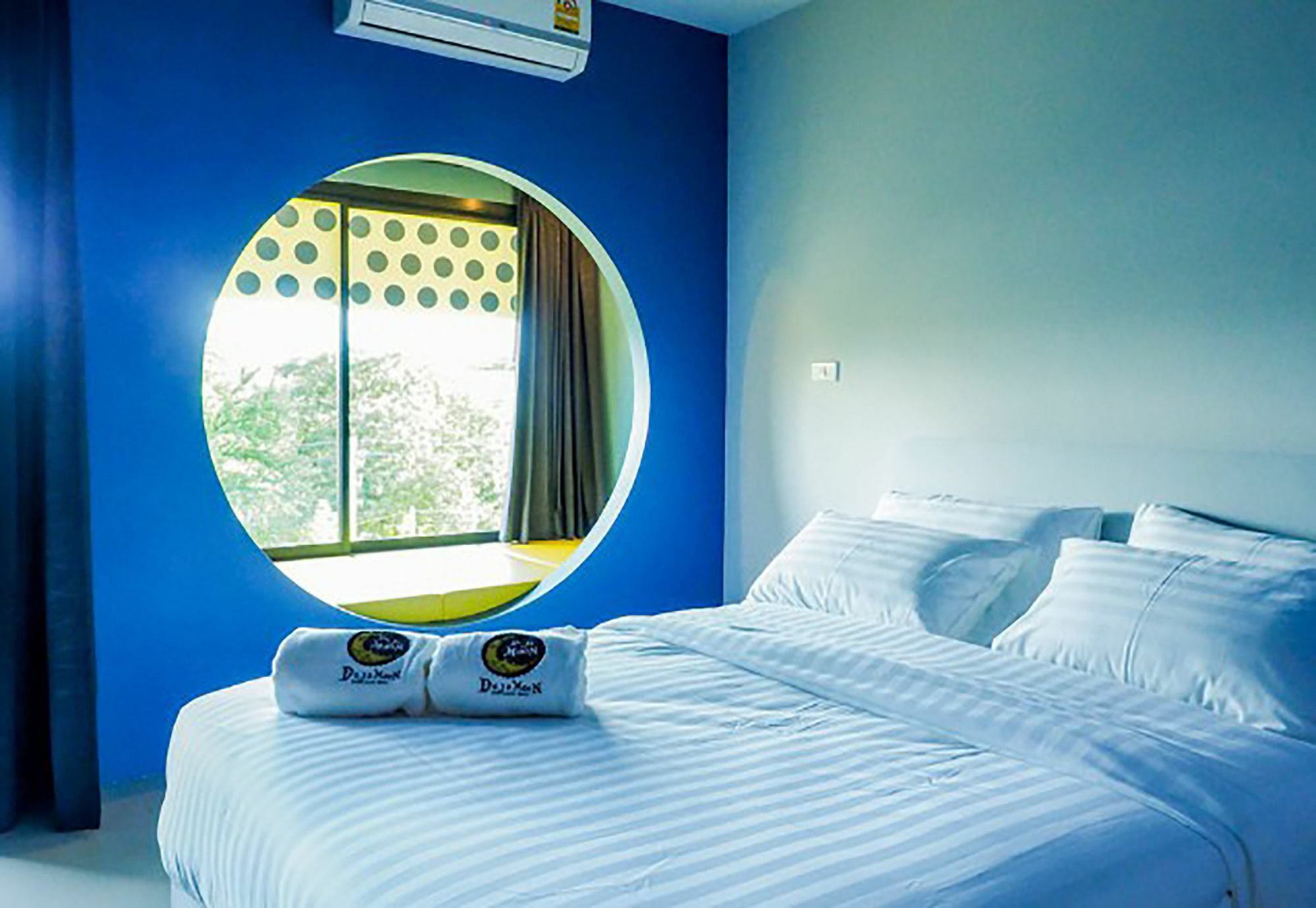 De Ja Moon Hostel Чиангмай Экстерьер фото