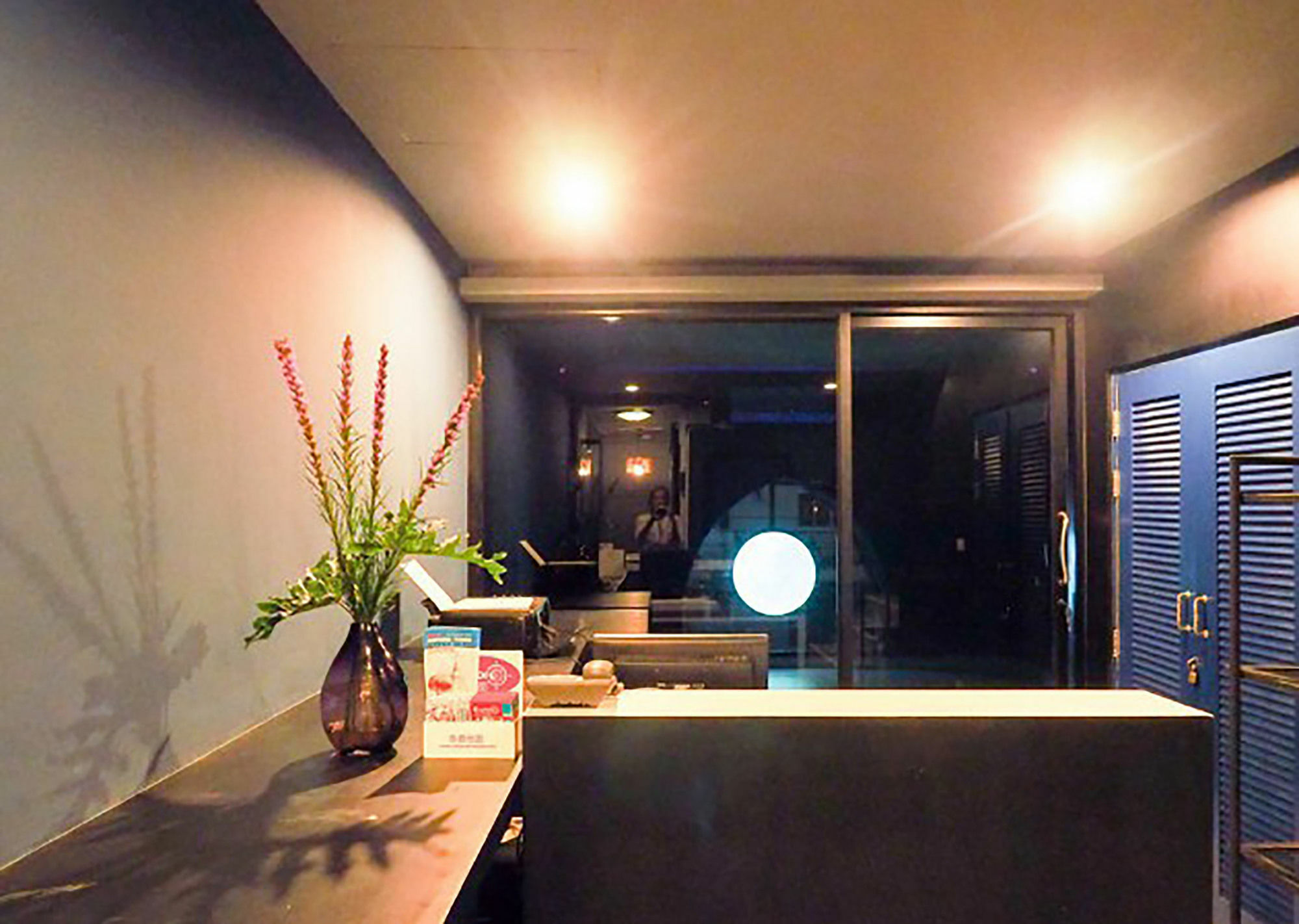 De Ja Moon Hostel Чиангмай Экстерьер фото